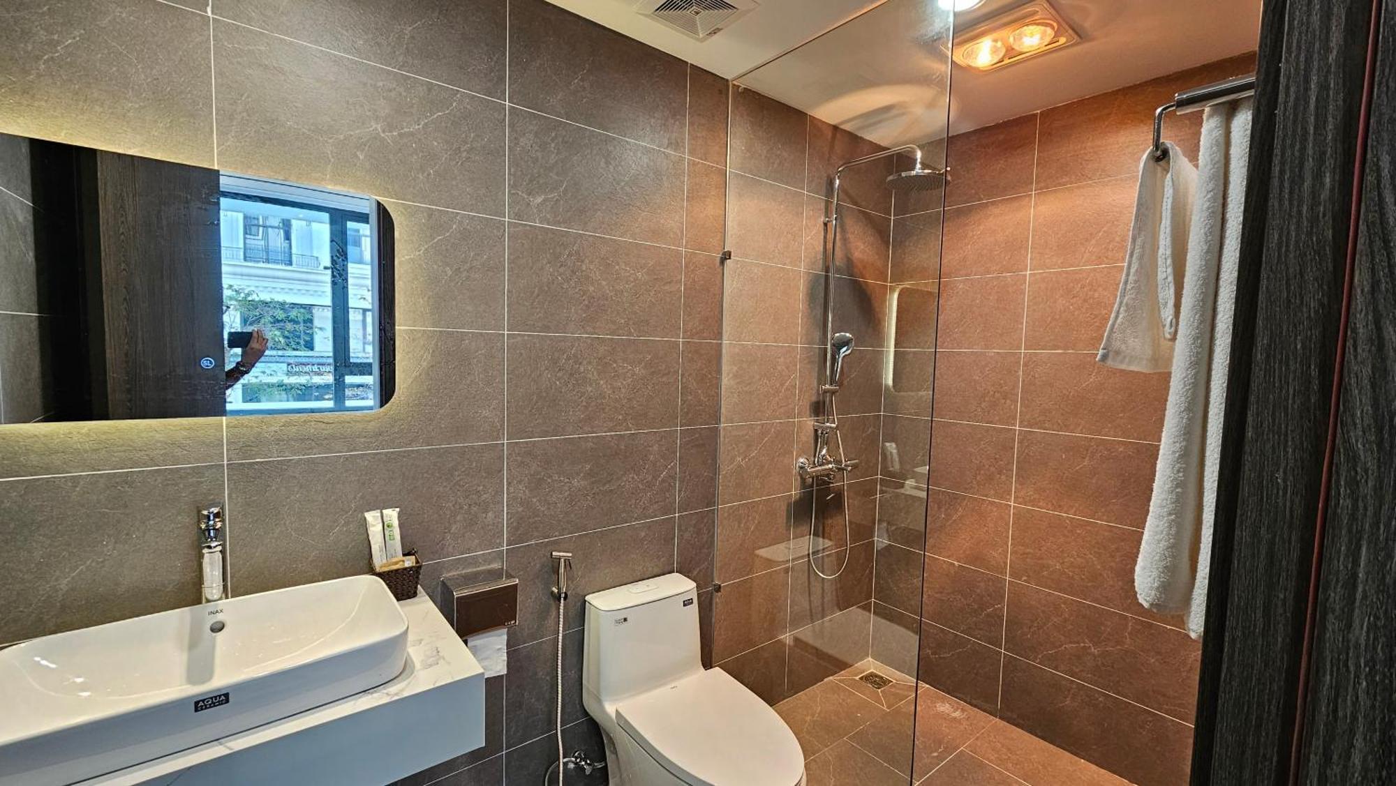Tom Apartment - Vinhomes Marina Hai Phong Bagian luar foto